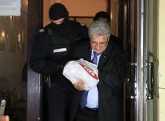 NEWS ALERT Iancu Simion, pus în libertate- Fostul primar PD-L din Oțelu Roșu l-a amenințat în sala de judecată pe procurorul DNA
