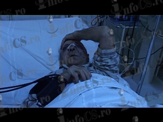EXCLUSIV VIDEO Paznic atacat, bătut şi jefuit  de hoți la Reșița