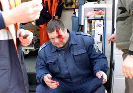 Tupeu de borfaș- beat la volan, a lovit un polițist cu pumnul
