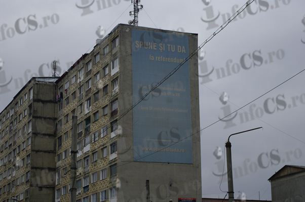 VIDEO FOTO Reșița, împânzită cu afișe electorale la o lună de la alegeri
