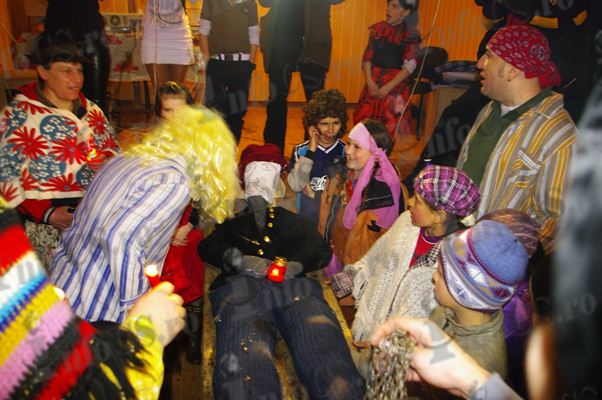 Etnicii catolici din Banatul Montan, au intrat în perioada Fășangului – PROGRAMUL DE FĂŞANG 2015