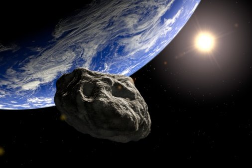 Un asteroid vine spre Terra- va porni fobia sfârșitului lumii- din nou?