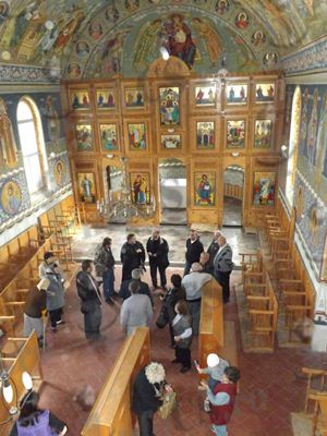 Fotogalerie Episcopia Caransebeșului a retrocedat biserica din Ramna credincioșilor greco-catolici fără ceartă