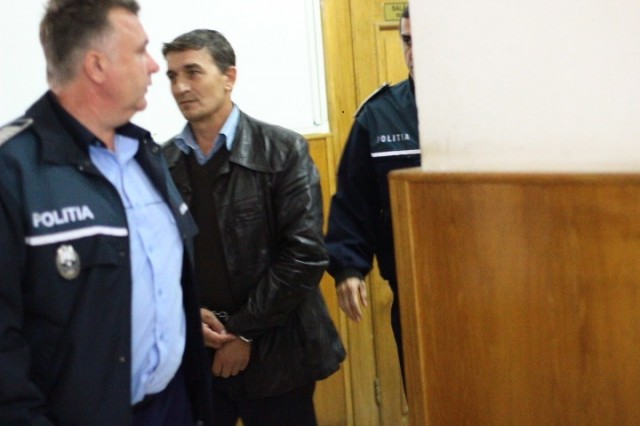 Primarul de la Prigor, prins cu șpagă de 2000 de euro, rămâne mai departe în pușcărie