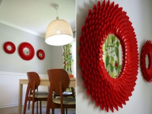 rama-decorativa-handmade-pentru-oglinda-din-linguri-plastic-unica-folosinta