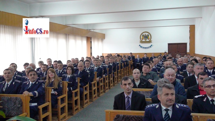 130 de polițiști au fost înaintați în grad la IJP Caraș Severin