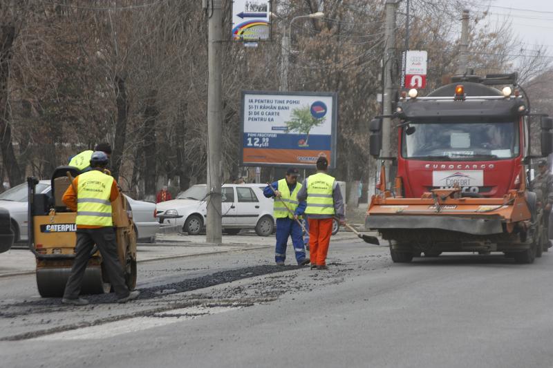 Se va sparge asfaltul în Reșița că este musai; dar nu oriunde și oricum