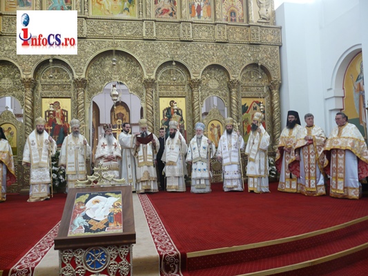 VIDEO FOTO Catedrala episcopală din Caransebeș și-a prăznuit hramul