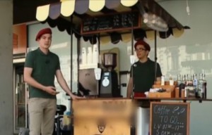 cafeneaua-pe-roti
