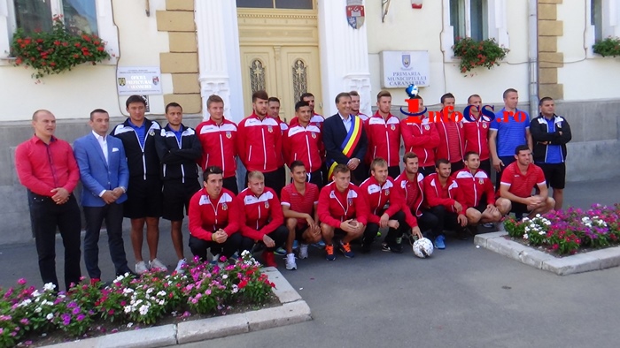 VIDEO Primarul Marcel Vela a făcut cunoscut  Lotul Clubului de Fotbal FC Caransebeş