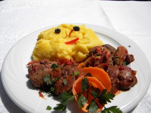 Ficatei-cu-sos-si-mamaliguta