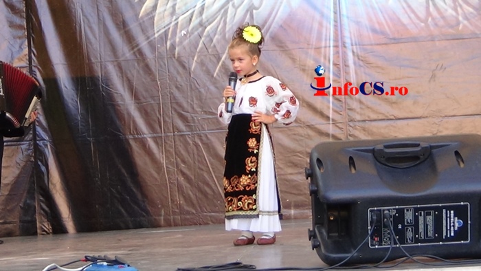 VIDEO Îngerii au cântat pentru îngeri, la Caransebeș