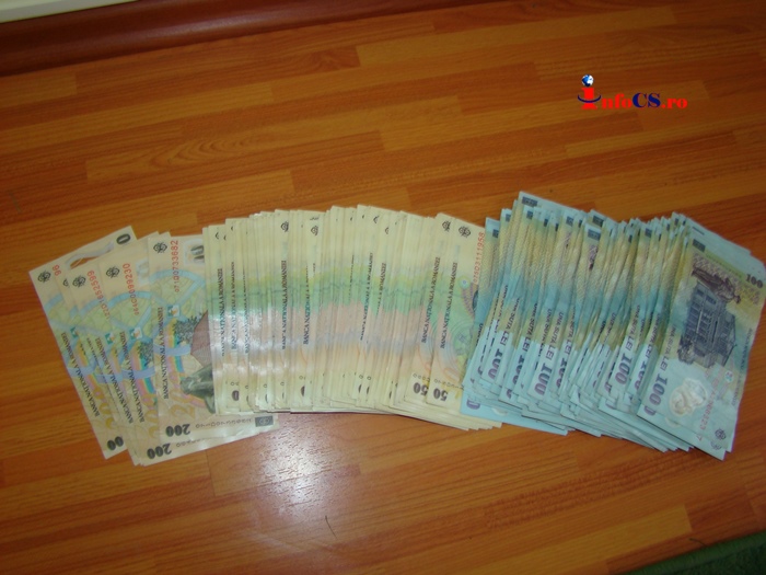 35 de dosare penale, 12 retinuti si multi bani confiscati de politisti in urma descinderilor