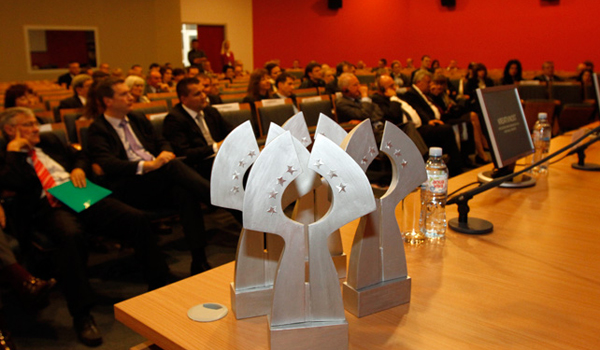 Sorin Frunzăverde premiat la Belgrad cu distincția “Floarea Dunării”