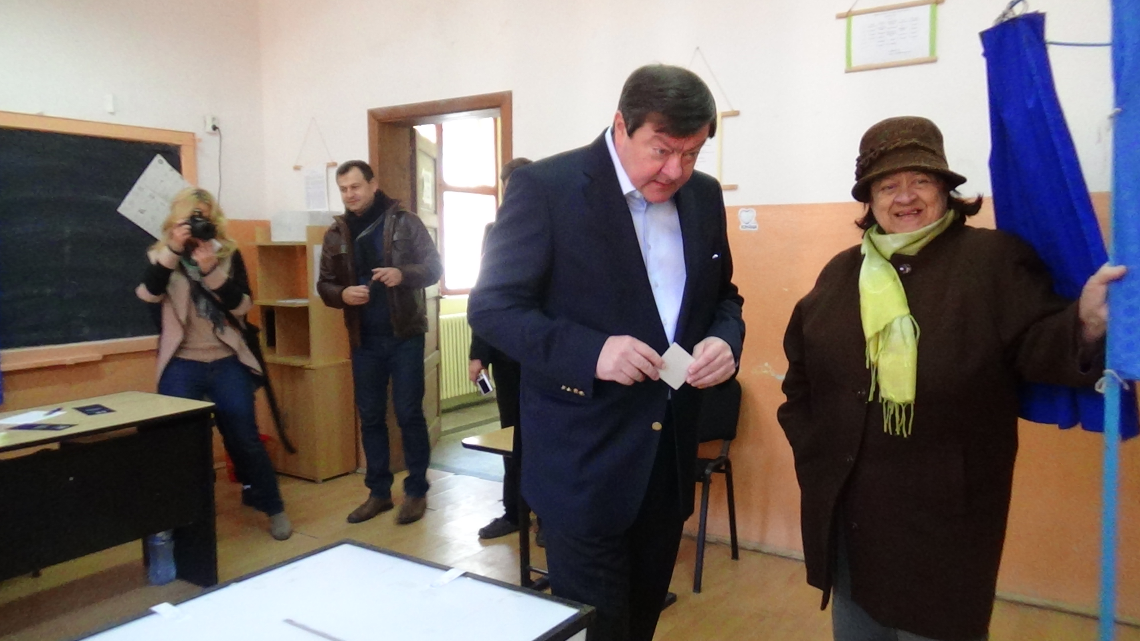 Sorin Frunzăverde la vot: am votat pentru redemocratizarea României