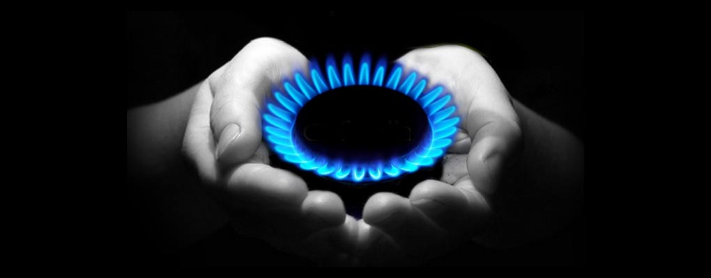 Cu toate că parlamentarii ard gazul de pomană – de azi, se scumpește gazul metan