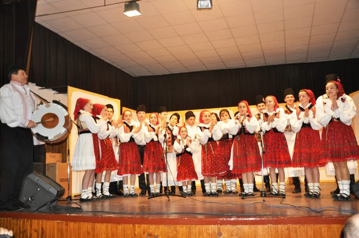 Mărţişor cu surprize muzicale în comunitatea românească din Gyula