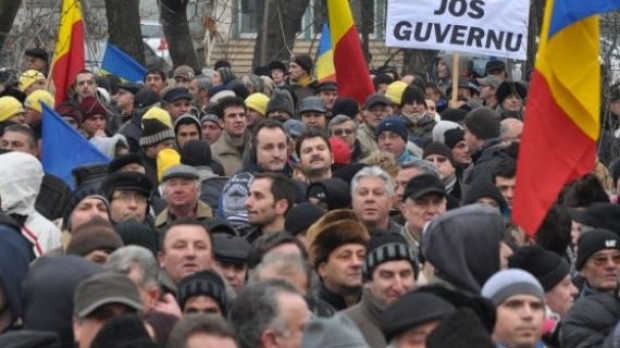Un val de proteste mocnește în pântecul României