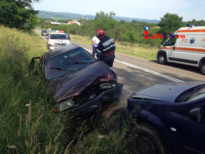 UPDATE VIDEO Accident cu două mașini praf și 5 răniți la Carașova