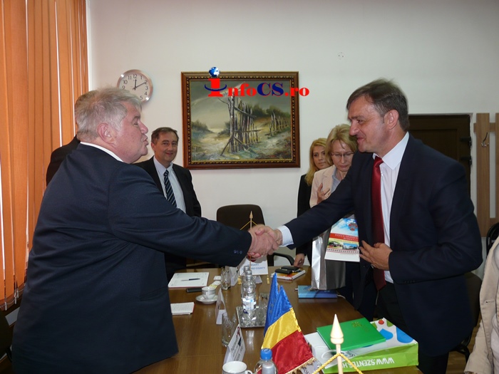 Edilul Reșiței, Mihai Stepanescu, a primit o delegație din orașul Szentes – Ungaria