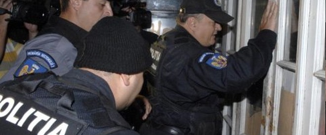 Milițienii din Poliția Română: verificări pentru semnatarii petiției de la Râul Alb