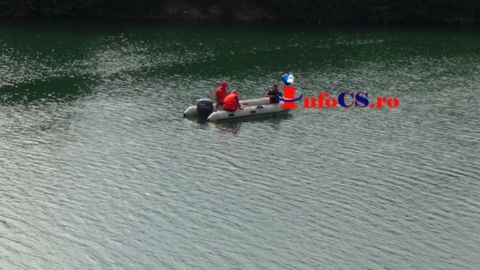 VIDEO Tragedie la Doman, un tânăr de 20 de ani s-a înecat în apa lacului