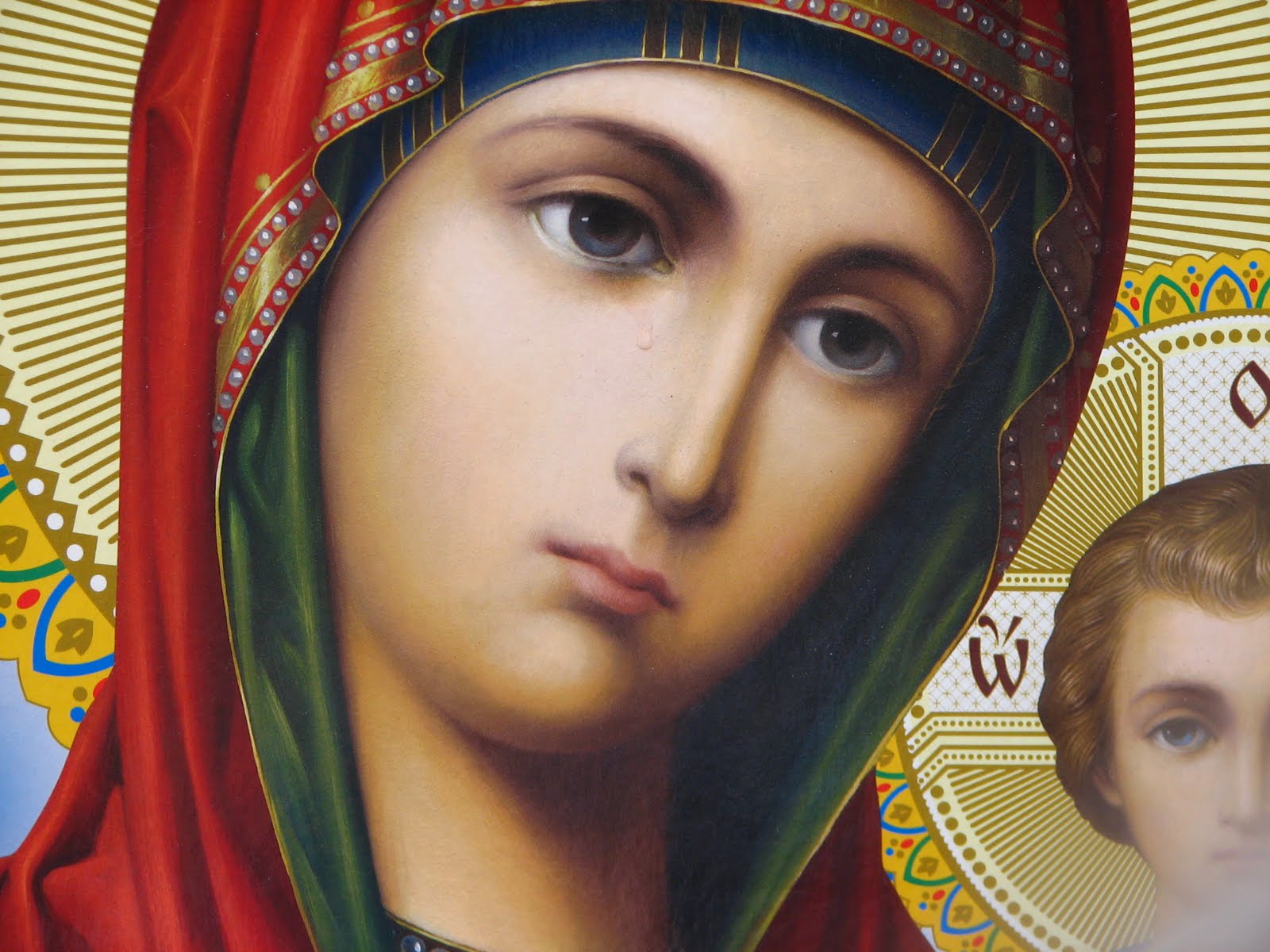 Nu se spune “La mulţi ani” celor care poartă numele Sfintei Maria pe 15 august ?