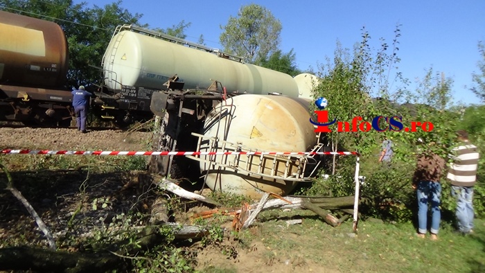 VIDEO Traficul feroviar între Oltenia și Banat, oprit până miercuri – cisterne deraiate