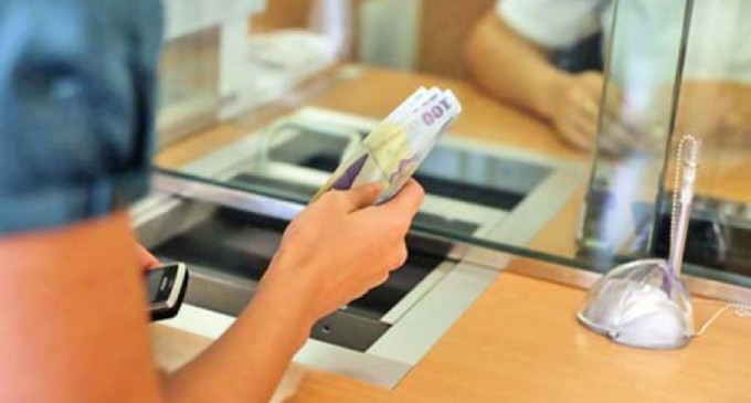 În sfrarsit, BNR recunoaşte că băncile i-au jecmănit pe români