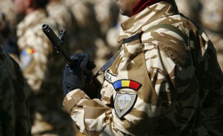 VIDEO Caransebesenii si-au sarbatorit militarii de Ziua Armatei