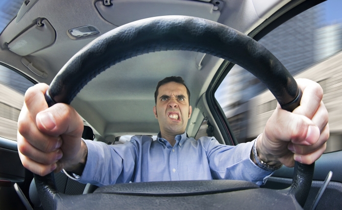 Agresivitatea la volan, printre cauzele accidentelor rutiere
