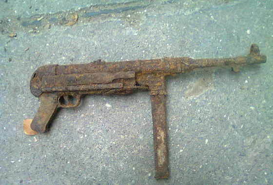 Arma din primul război mondial descoperită de poliţiştii de frontieră din Caraş Severin