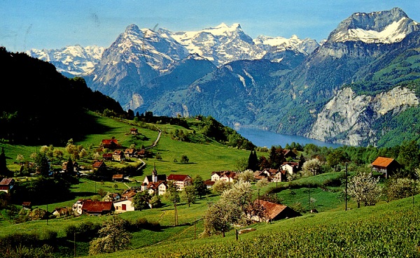 Elveţia îşi retrage oficial cererea de aderare la Uniunea Europeană. Vor să fie suverani!