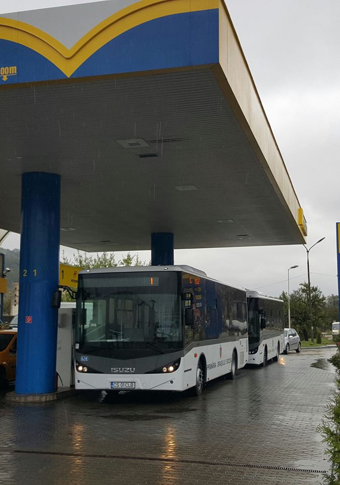 De azi, bocsenii au transport public de calatori sustinut de Primaria Bocsa