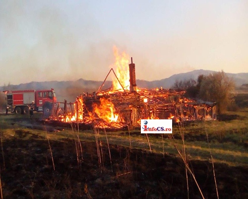 VIDEO Pagube şi poluare în Valea Almajului Focuri de vegetatie pe sute de hectare