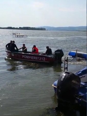 VIDEO In loc de distractie, a urmat o tragedie – Un tanar de 17 ani a fost inghitit de apele Dunarii