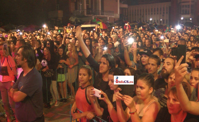 VIDEO A III-a zi de sărbătoare din cadrul Zilelor Reșiței- Trupa Carlas Dreams – show total