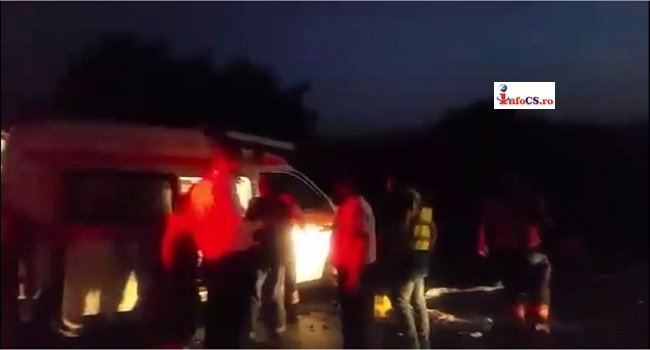 Accident de circulatie cu o ambulanta pe DN 6 langa Caransebes Doi morti si o femeie grav ranita
