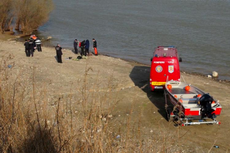 BREAKIN NEWS Tragedie la Coronini – O maşină a zburat în Dunăre