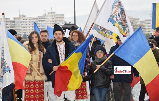 Marea Unire cinstita la Alba Iulia de tinerii resiteni de la ATOR