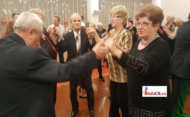 VIDEO Revelion in avans pentru pensionarii din Resita