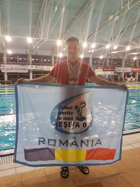Tanarul Bogdan Ibanisteanu s-a intotrs acasa cu bratul plin de medalii