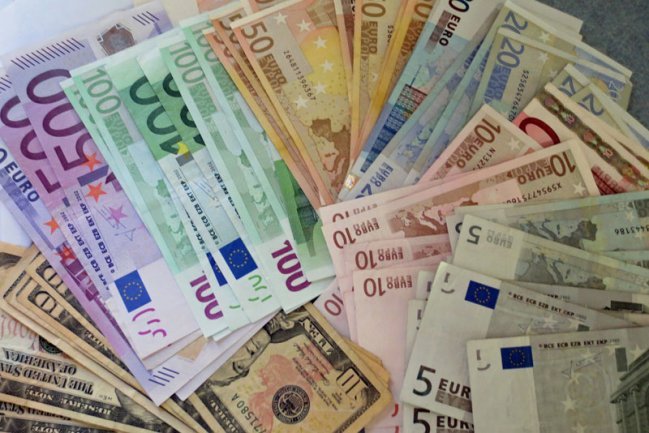 Alegerile pot deregla piața valutară – Ce se intampla cu banii?!
