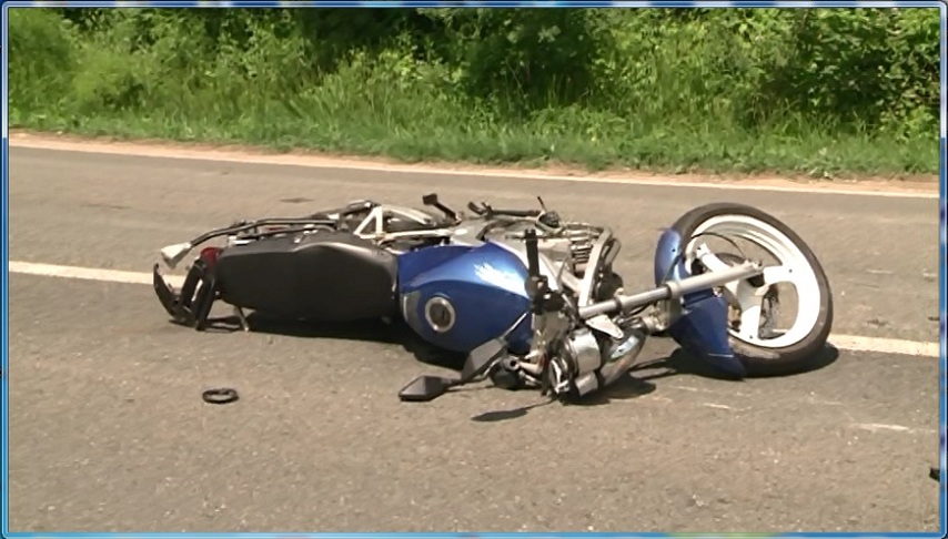 Accident la Moniom – Un motociclist a ajuns in stare grava la spital VIDEO