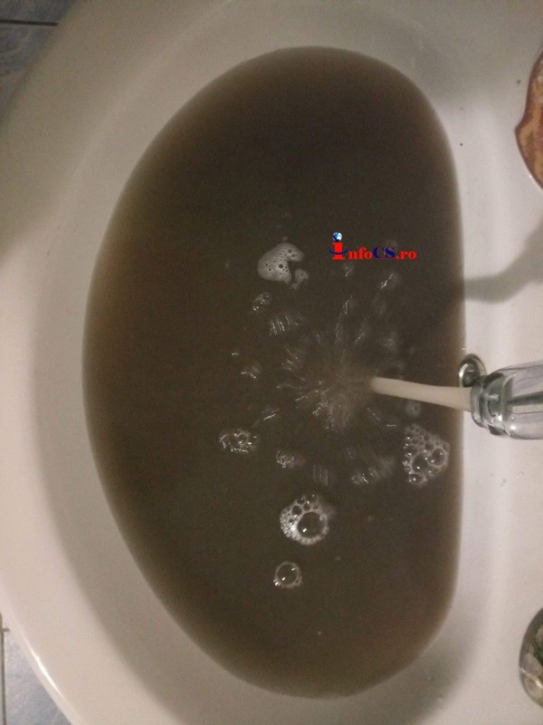 Apă murdară la robinet în comuna Prigor VIDEO