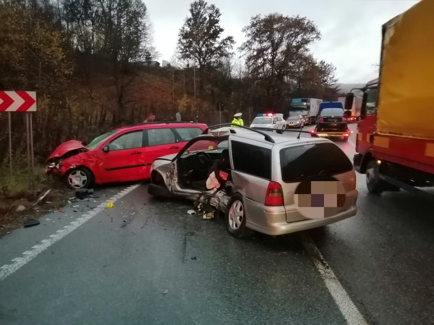Grav accident de circulatie cu 6 persoane langa Plugova