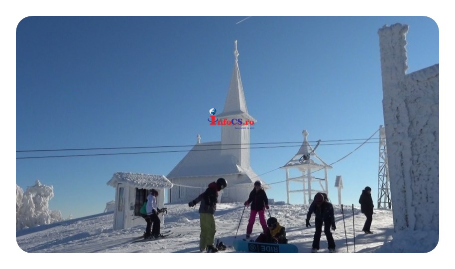Vreme superbă cu zăpadă de 30 de cm pe Muntele Semenic in primele zile ale anului VIDEO