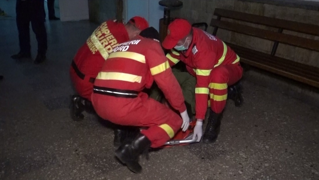 Bărbat căzut pe peron în Gara Caransebeş – toti au fugit de el VIDEO