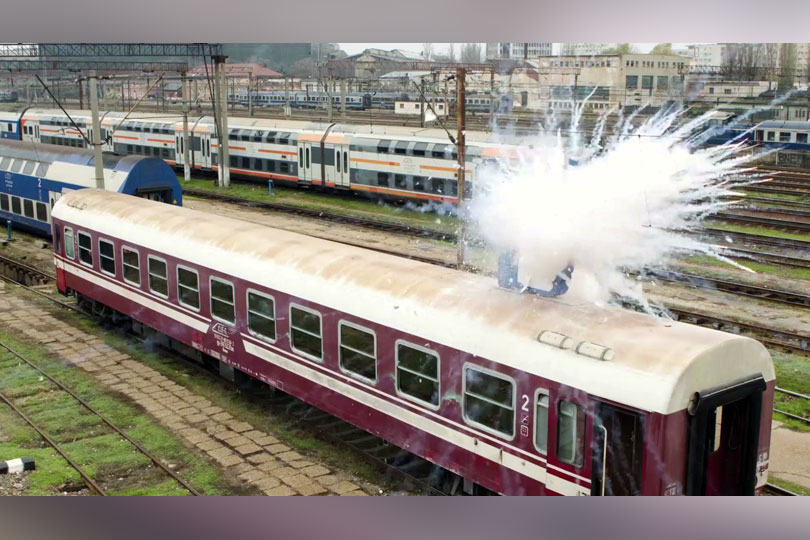 ATENTIUNE! Selfie-ul pe tren nu ia like-uri, ia vieți ! VIDEO