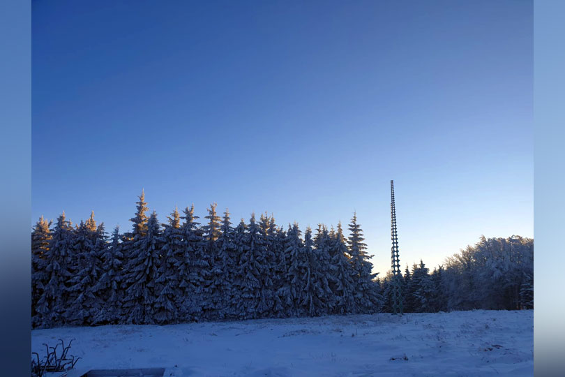 Dar de an nou pentru Muntele Semenic – A nins si zăpada are 15 cm VIDEO